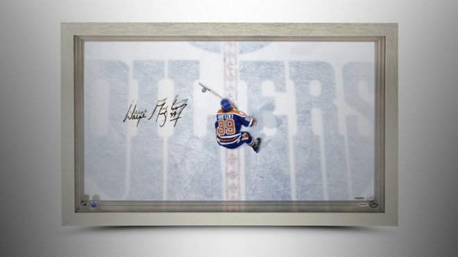 Wayne Gretzky signed Picture