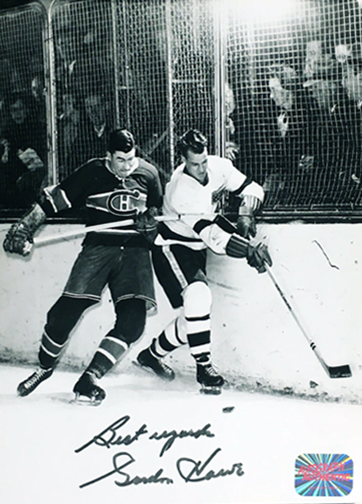 Autographed Gordie Howe Photo - Detroit Red Wings, Detroit Red Wings, NHL, Hockey, Autographed, Signed, AAHPH31569