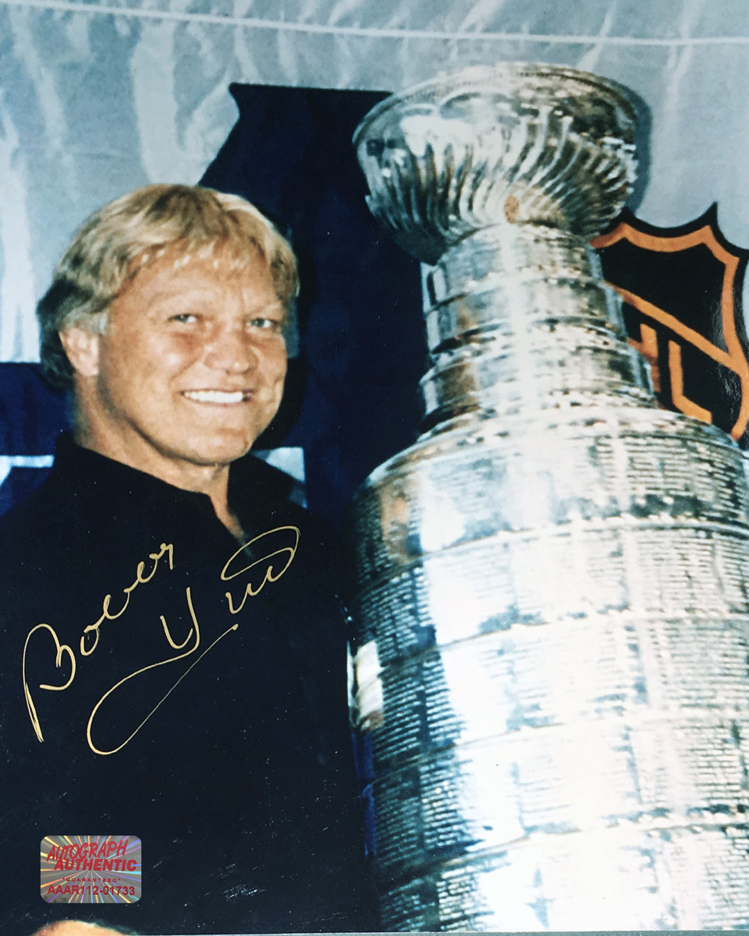 Signed Bobby Hull 8X10 Stanley Cup Photo, Chicago Blackhawks, Chicago Blackhawks, NHL, Hockey, Autographed, Signed, AAHPH31563