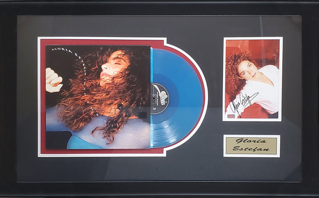 Signed Gloria Estefan 8X10 Photo Framed With Vinyl Album Into The Light, Gloria Estefan, Billboard, Music, Autographed, Signed, AAOCM30381