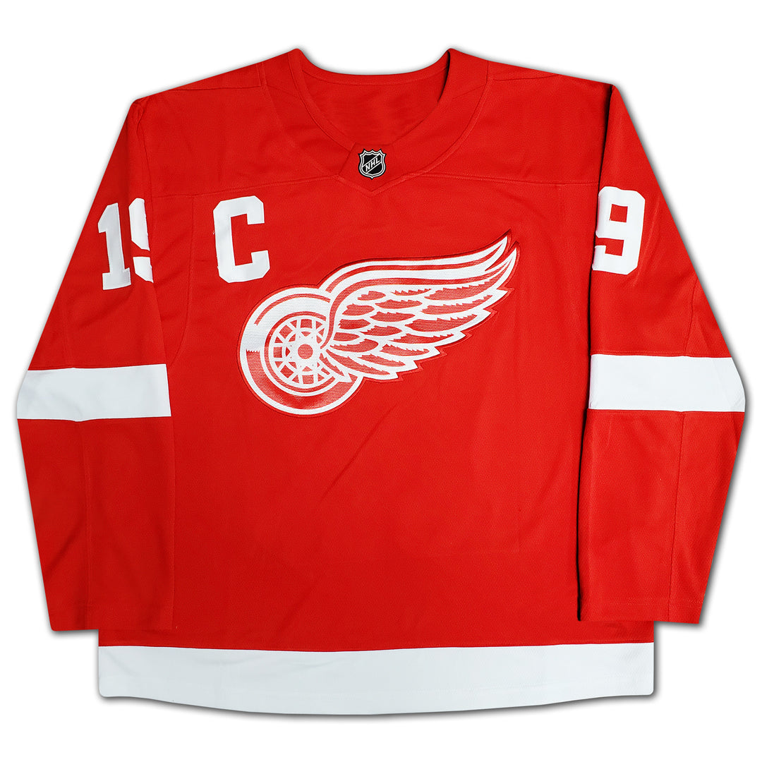 Steve Yzerman Autographed Red Detroit Red Wings Jersey, Detroit Red Wings, NHL, Hockey, Autographed, Signed, AAAJH30518