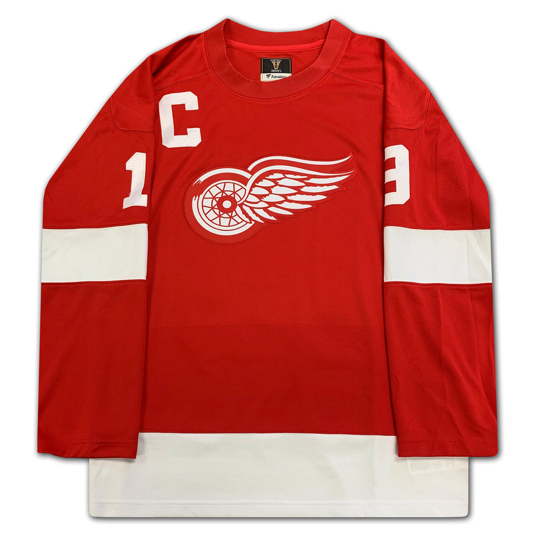 Steve Yzerman Signed Detroit Red Wings Vintage Style Jersey, Detroit Red Wings, NHL, Hockey, Autographed, Signed, AAAJH33184