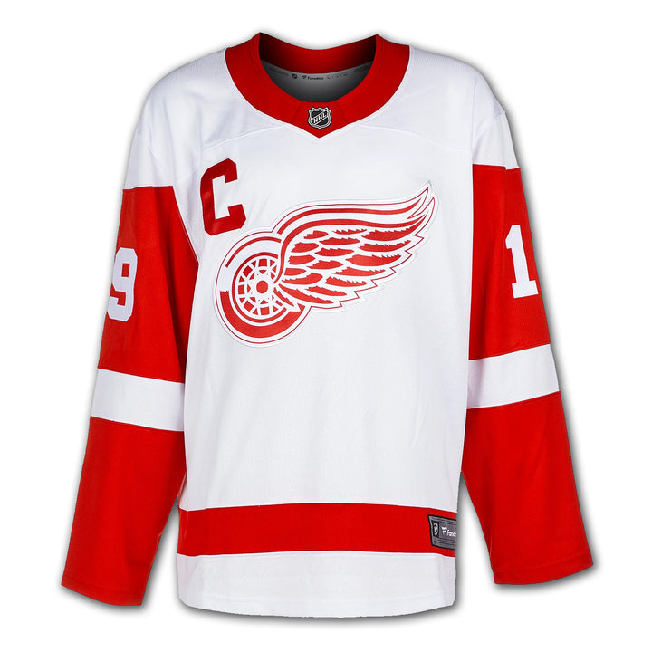 Steve Yzerman Autographed White Detroit Red Wings Jersey, Detroit Red Wings, NHL, Hockey, Autographed, Signed, AAAJH32175
